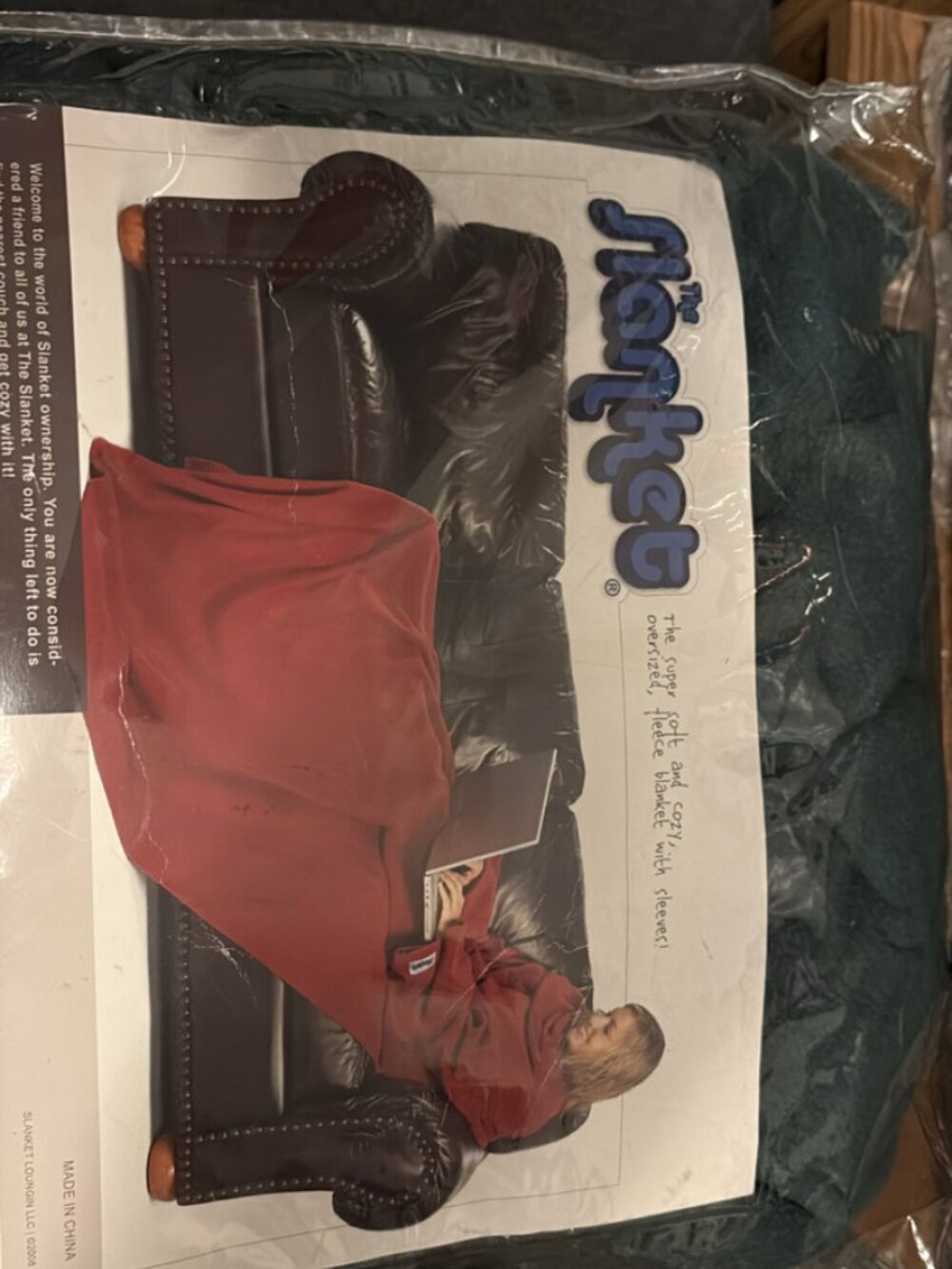 Original Slanket – Oversized Fleece Blanket with Sleeves  Brand new Slanket - Picture 2 of 3